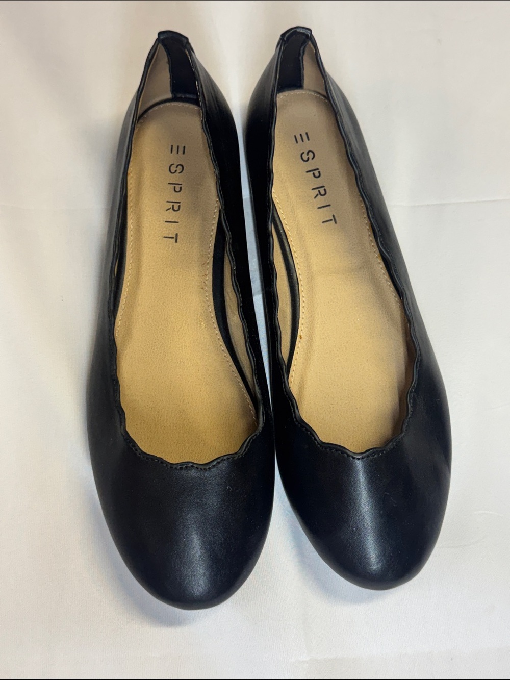 Esprit Black Scalloped Ballet Flats